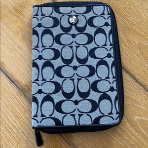 Coach tablet holder